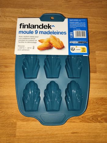 Moule à madeleines silicone Finlandek , neuf avec étiquette