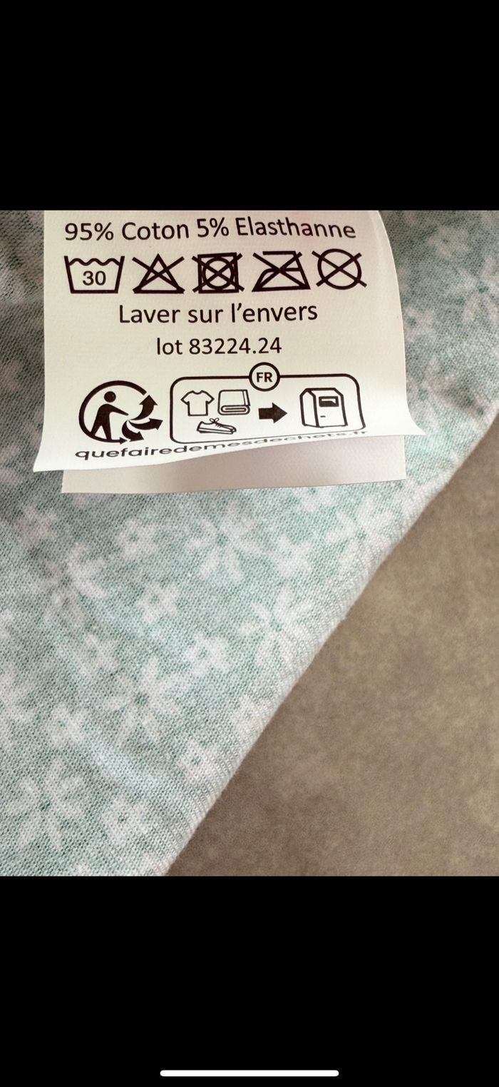 Jupe patineuse verte à fleurs 10 ans - photo numéro 7