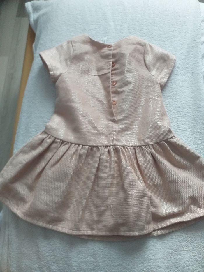 Robe - photo numéro 2