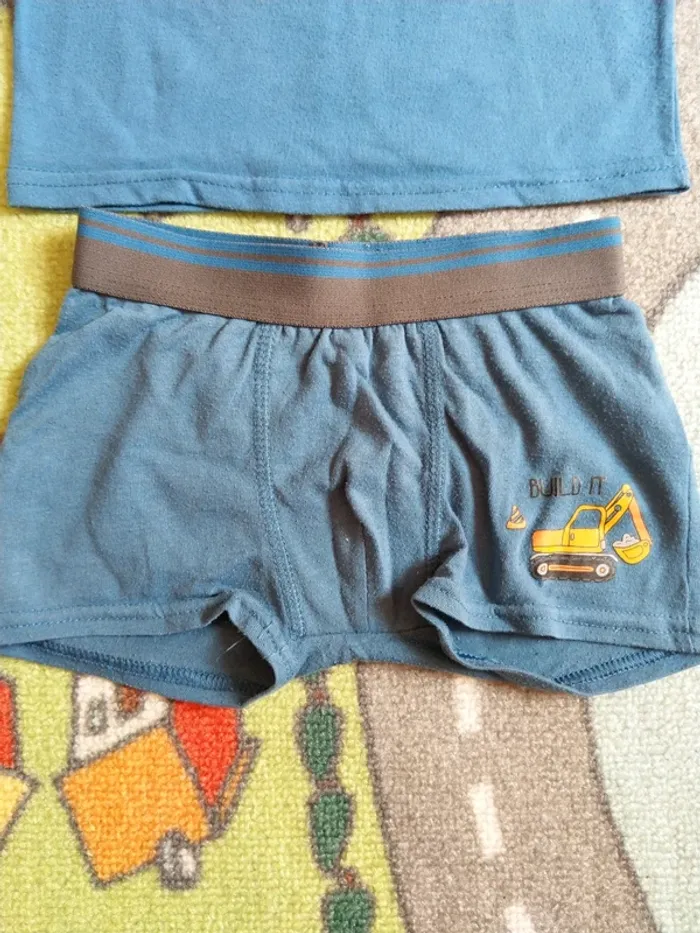 Ensemble maillot corps et boxer taille 2-4 ans, 98-104 cm - photo numéro 3
