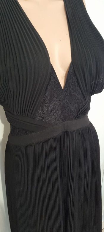 Magnifique robe femme Guess T/38,50 neuf 