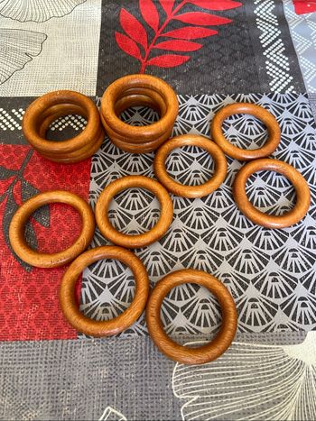 Anneaux pour rideaux en bois
