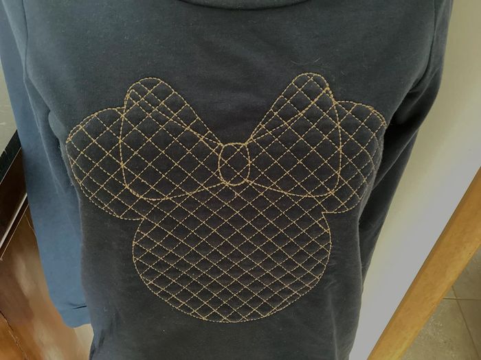 Pull / sweat-shirt,marine « Disney « taille M - photo numéro 2