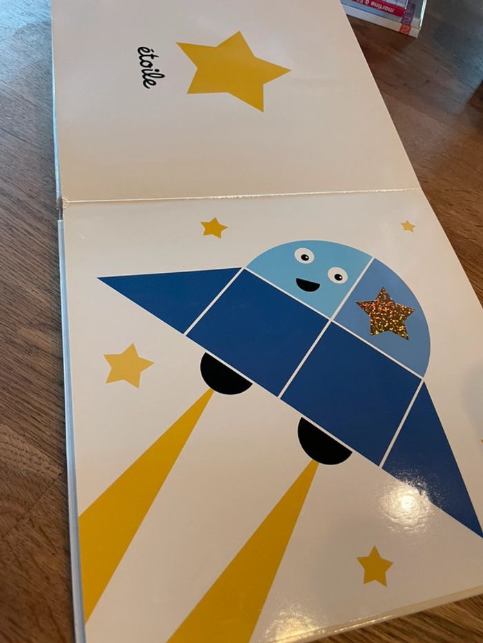 Livre cartonné à toucher Les formes à toucher - photo numéro 9