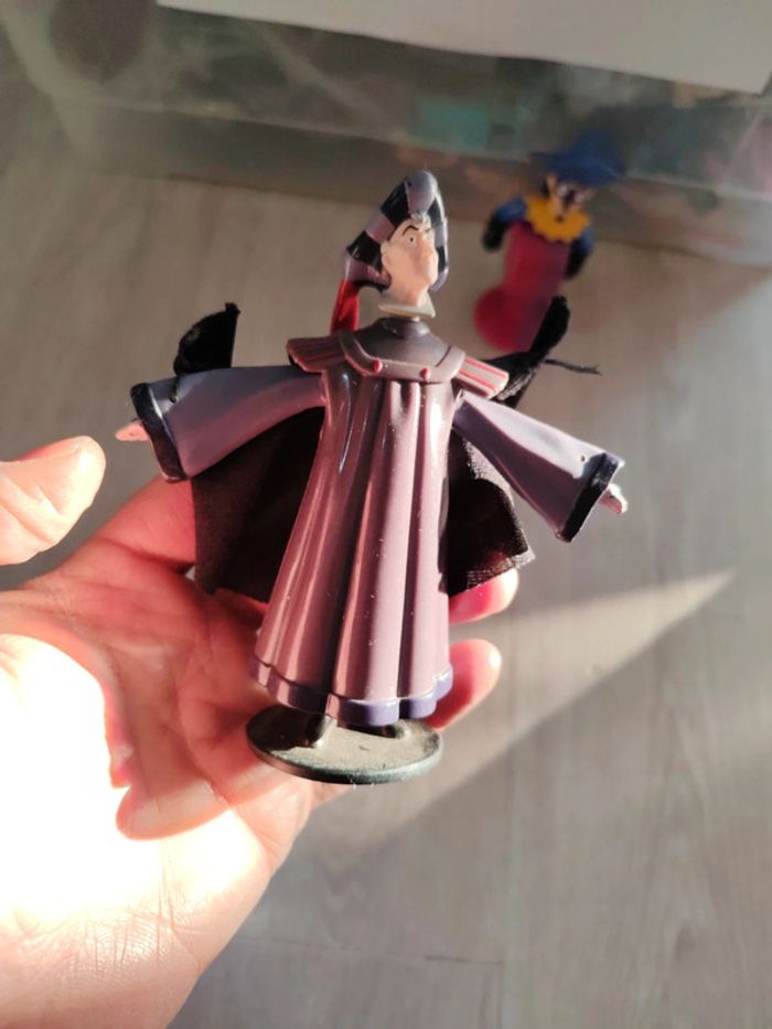 Figurine McDonald's le Bossu de Notre-Dame - photo numéro 2