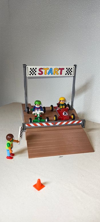 Playmobil, course de karting enfants 