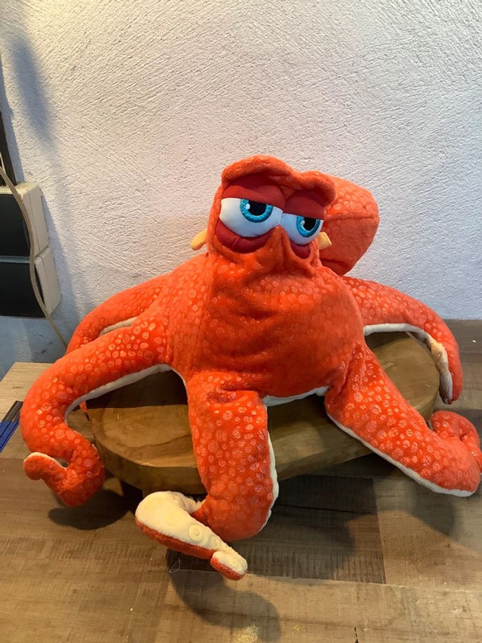 Peluche Hand Disney Pixar le monde de Dory