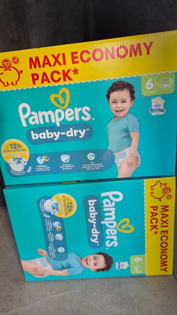Couches pampers baby dry taille 6