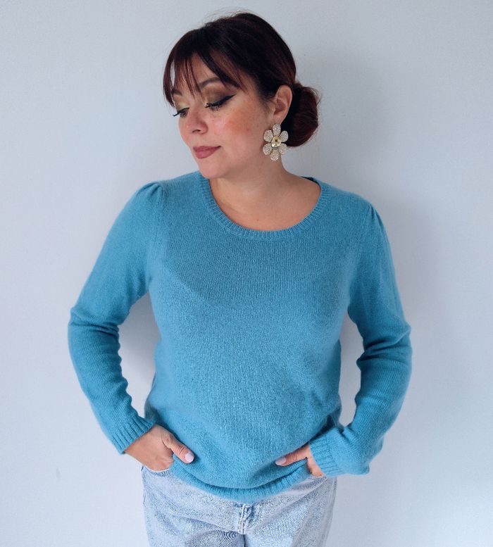 Pull bleu ciel doux chaud laine minimaliste tendance hiver Marque Camaïeu Taille 38 M 
Très bon état - photo numéro 6