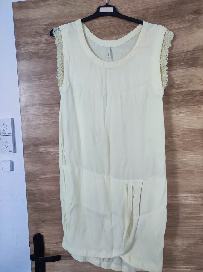 Robe d'été courte jaune pastel i code 38