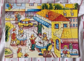 Puzzle 40 pièces.