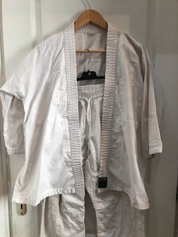 Ensemble kimono #decathlon 10 ans - photo numéro 3