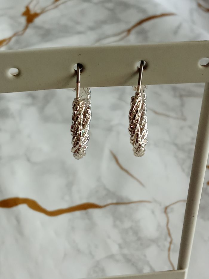 Boucle d'oreille - photo numéro 1