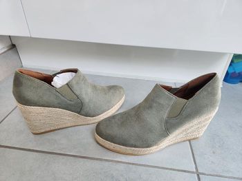 Mocassins compensés neufs
