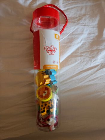 Perles à enfiler - animaux de la ferme en bois