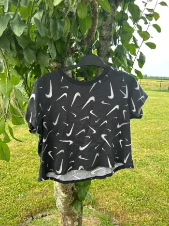 T-shirt fille 146 156