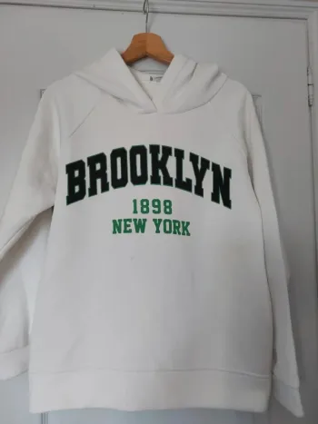 Sweat à capuche blanc taille M