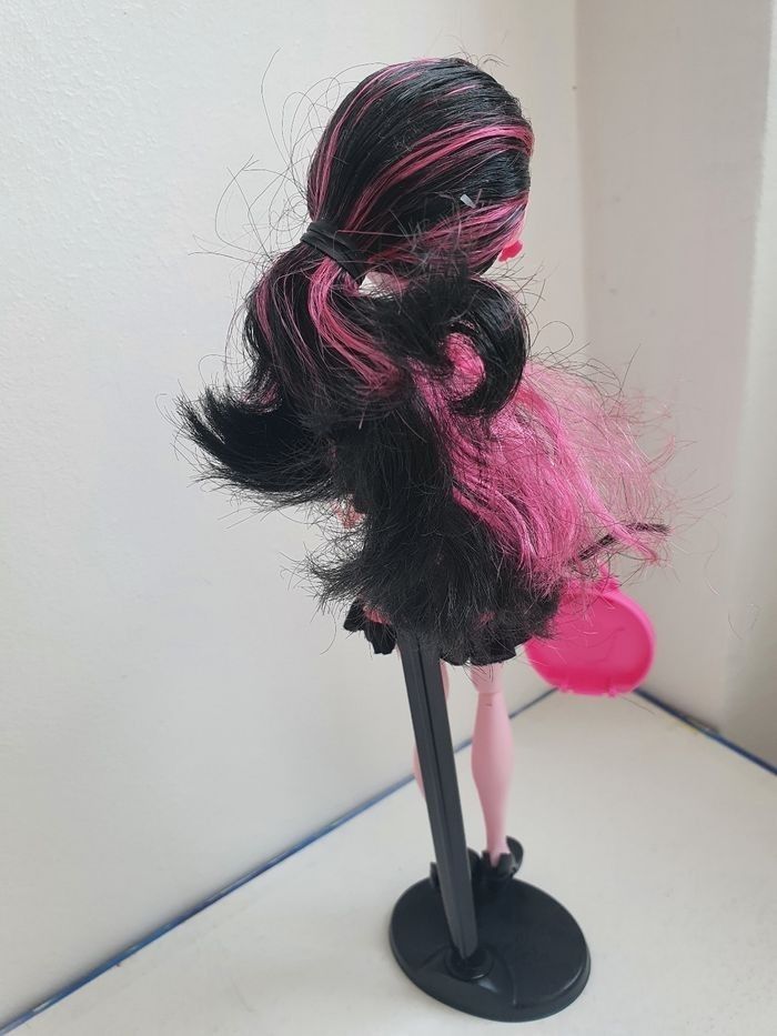 MonsterHigh Draculora - photo numéro 4