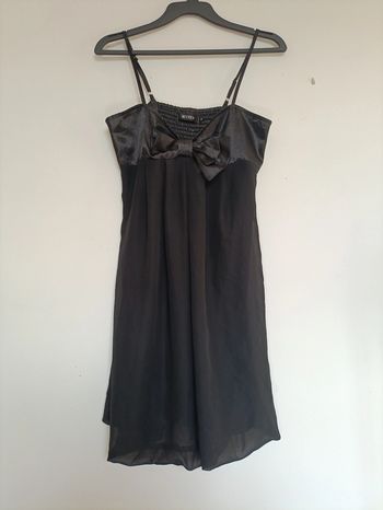 Robe noire satinée à nœud – Mystic romantique gothique mignon vintage