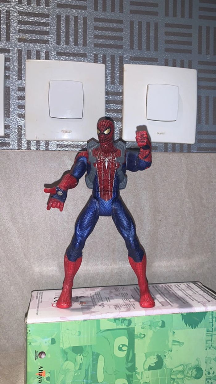 Figurine spiderman web battlers 2012 marvel