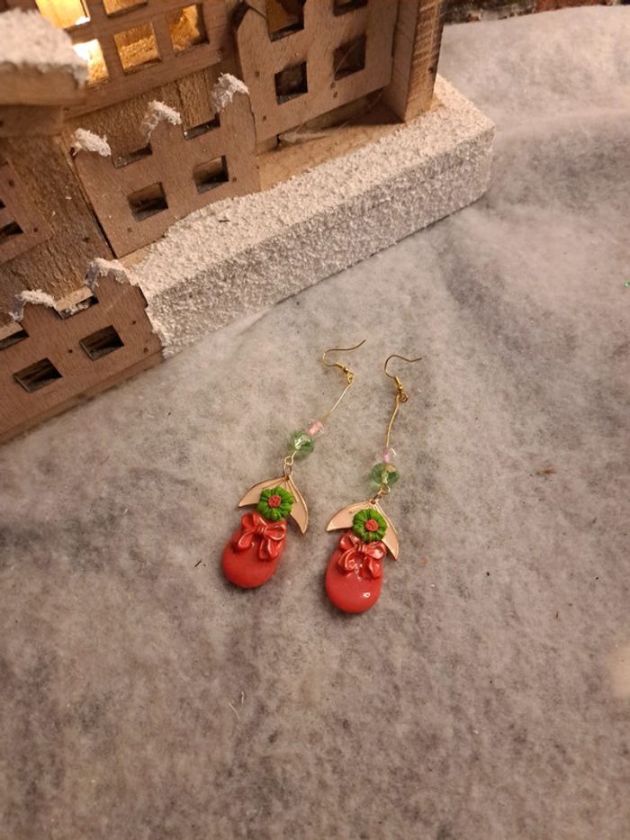 Boucles d'oreilles pendante rose vert - photo numéro 7