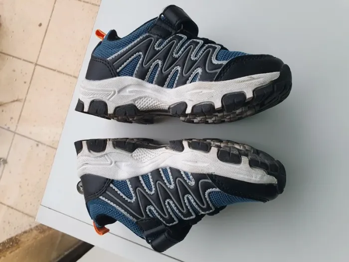 Chaussures neuves garçon Trappeur taille 25 - photo numéro 7