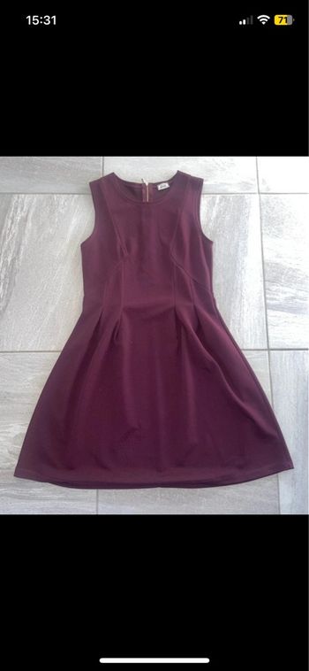 Robe bordeaux