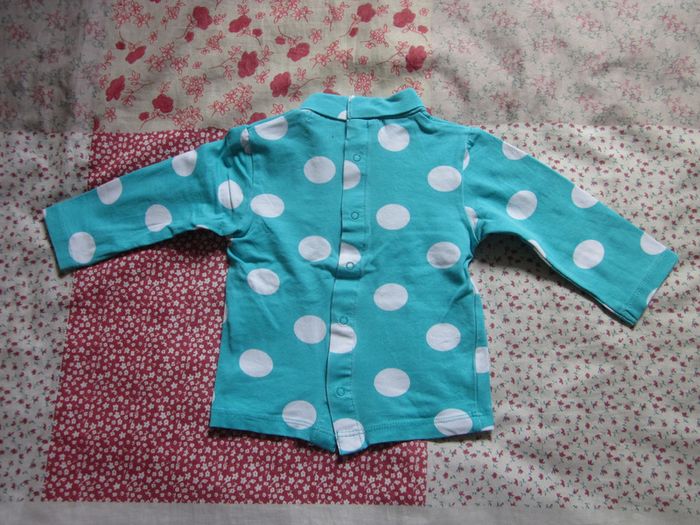 T-Shirt manches longues vert à pois blanc 9 mois - photo numéro 2