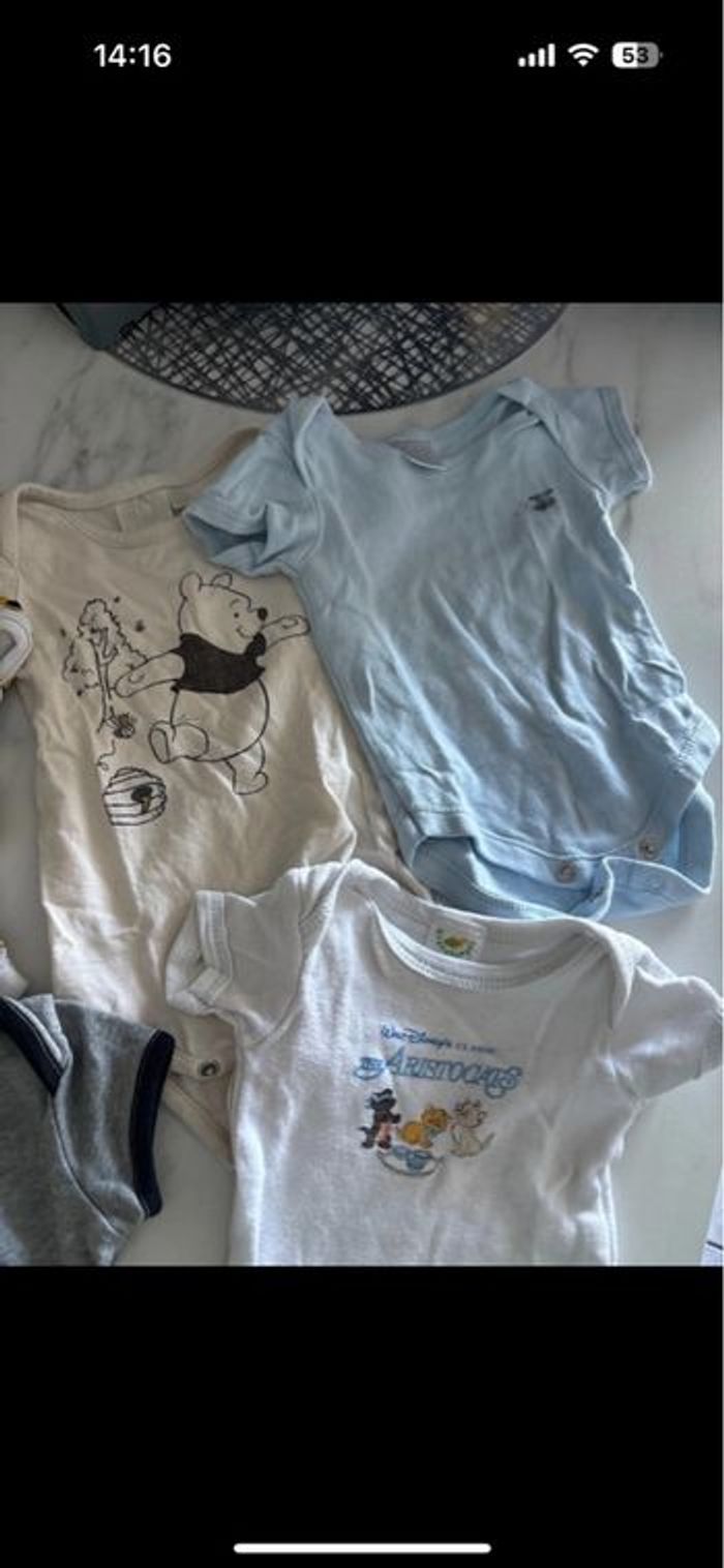 Lot body 6 mois - photo numéro 3