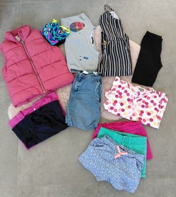 Lot de vêtements fille 7 ans Printemps Été 