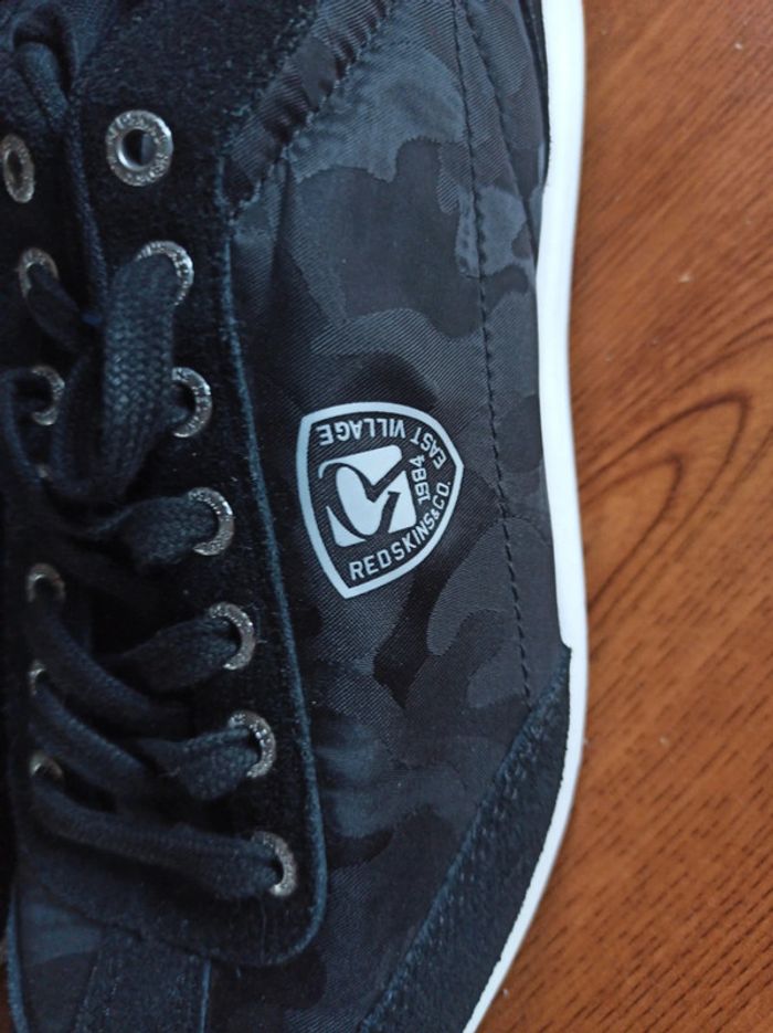 Baskets Redskins taille 42 neuf - photo numéro 2