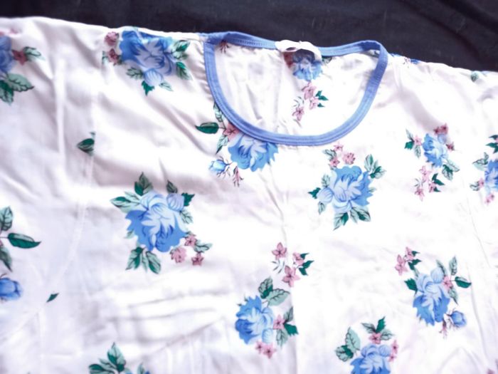 Chemise de nuit HAREEM taille 46 - photo numéro 2