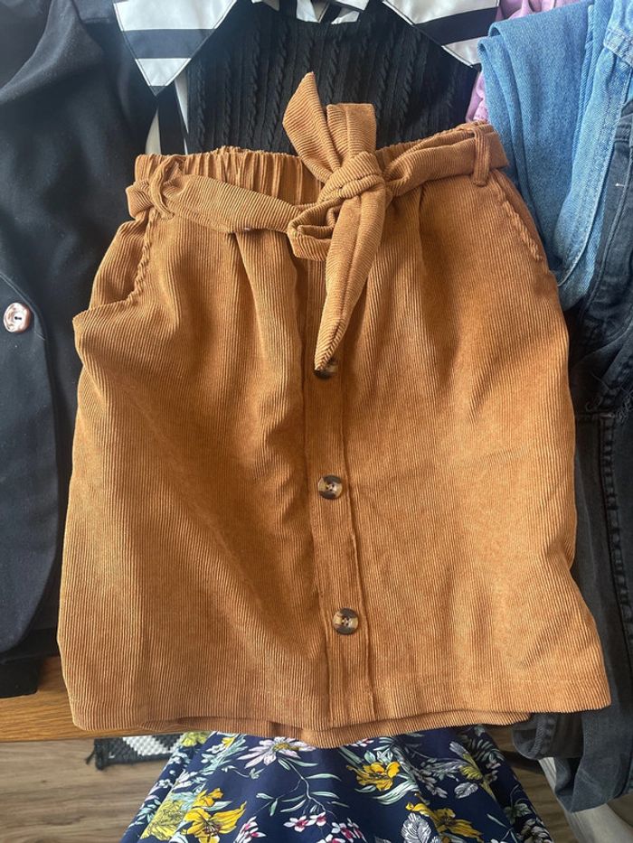 Lot vêtements fille –10 ans (certains 11-12) - photo numéro 5