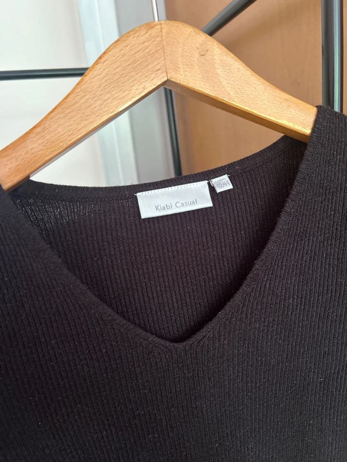 Pull noir - photo numéro 3