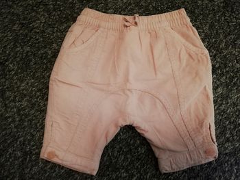 Pantalon velours côtelé coupe sarouel 3 mois