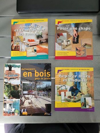 Lot de 4 livres de bricolage état neuf Aménagements en bois pour le jardin aménager et transformer les combles poser une chape réparer murs et enduits les guides chanteclerc Artemis