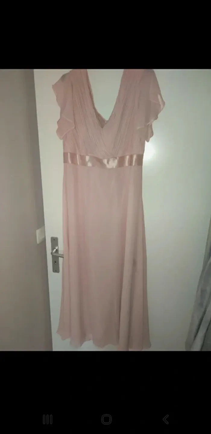Robe de cérémonie - photo numéro 2