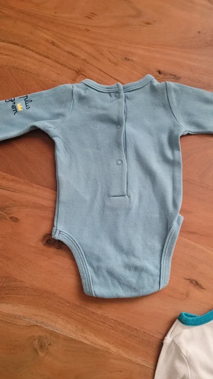 Lot de 2 bodies garçon 1 mois - photo numéro 7