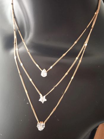 Collier fantaisie neuf triple chaînes