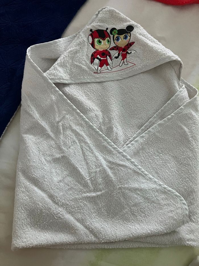 Lot 3 serviettes de bain - photo numéro 2