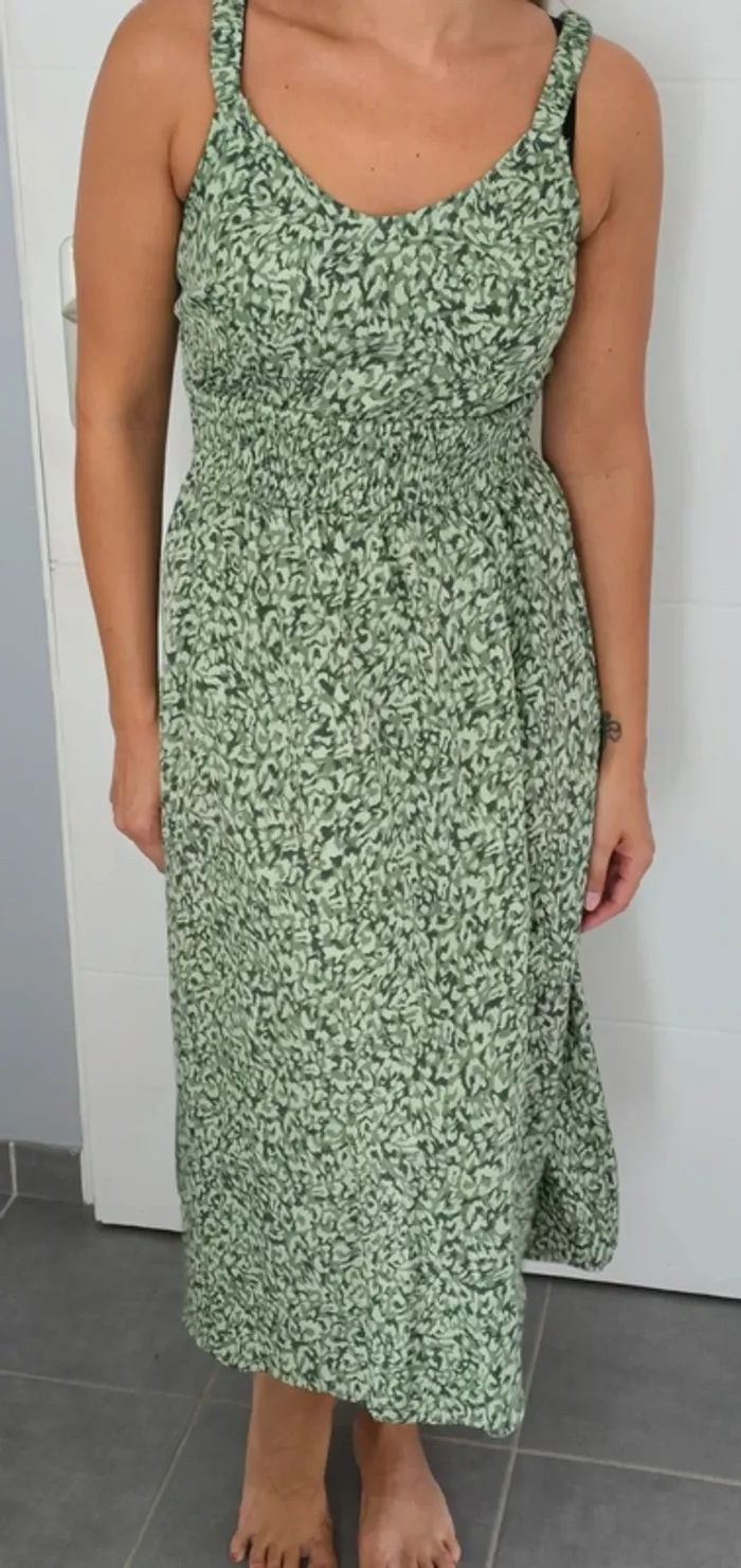 Robe longue verte - photo numéro 3