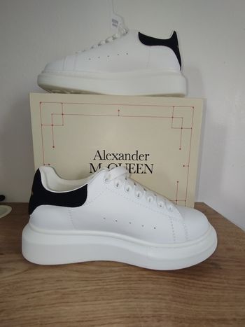 Alexender McQueen 
