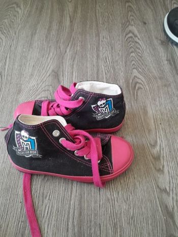 Baskets monter high