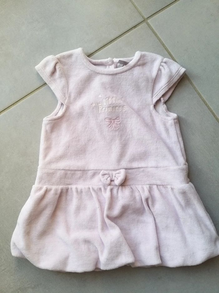 Robe en 12 mois