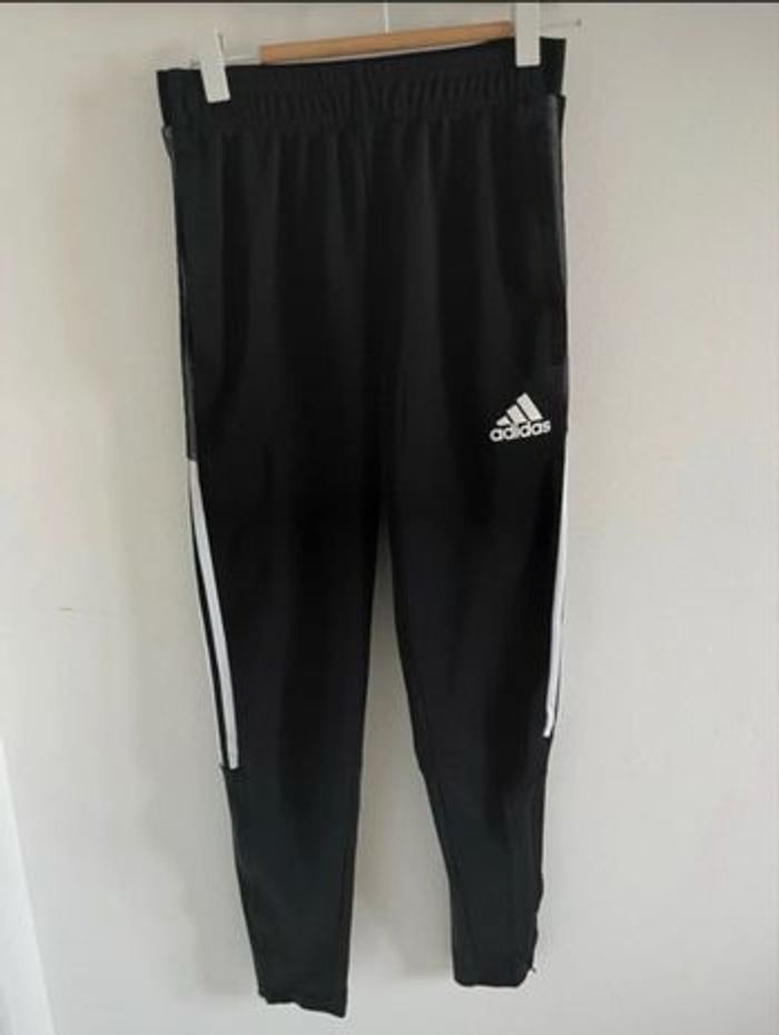 Jogging adidas