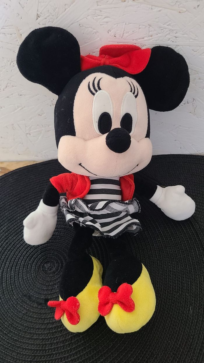 Peluche Minnie - Disney - Robe rayée