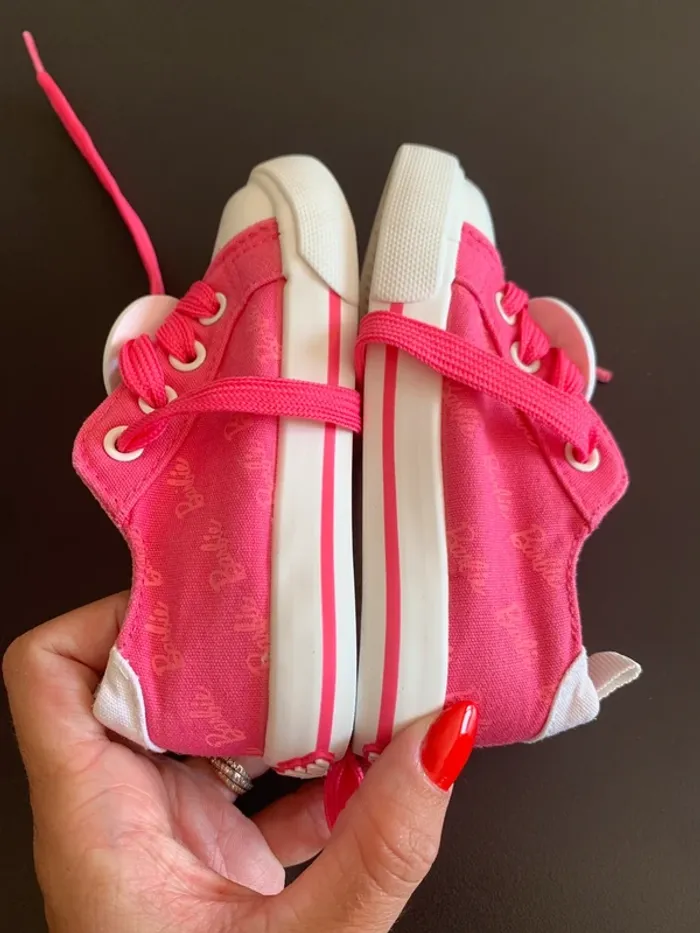 Basket Barbie taille 23 - photo numéro 4