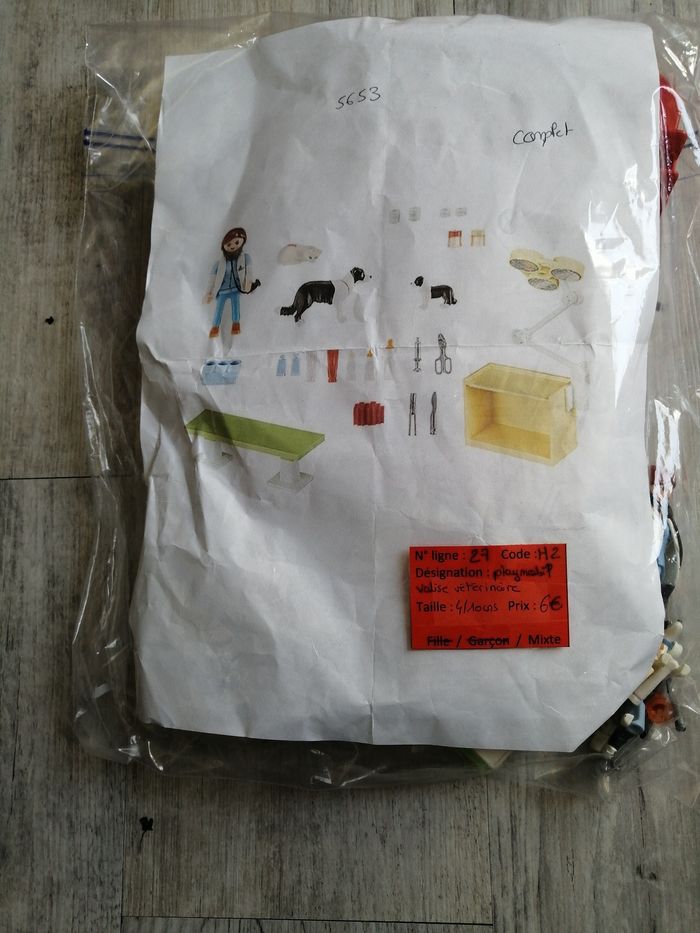 Playmobil valise vétérinaire