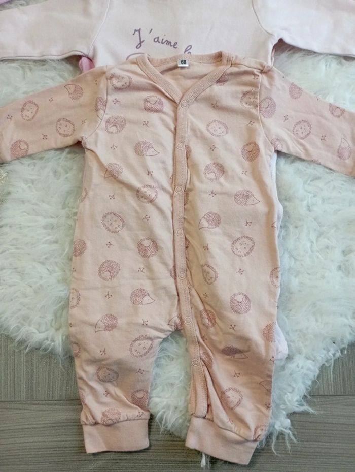 Lot 4 pyjamas leger 6m - photo numéro 2