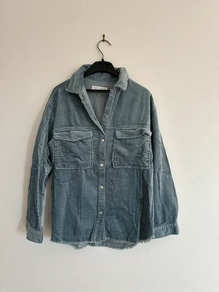 Sur chemise velours  Zara - photo numéro 2